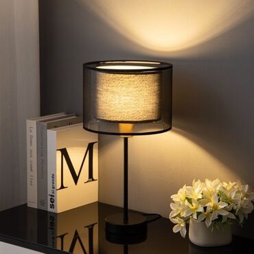 Другой домашний декор: Элегантный светильник в спальню Имеет двухслойный абажур. Внешний