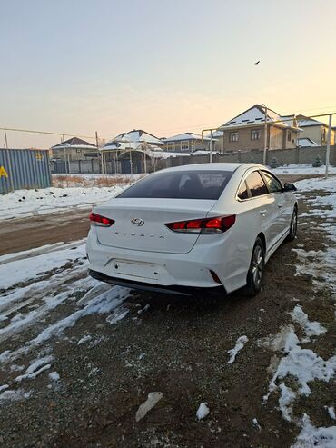 Hyundai: Hyundai Sonata: 2019 г., 2 л, Типтроник, Газ, Седан — 4