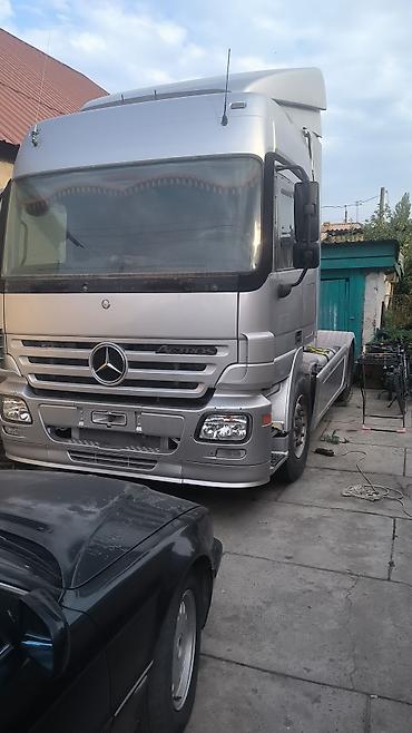 фары на ман: Тягач, Mercedes-Benz, 2002 г., Без прицепа — 2