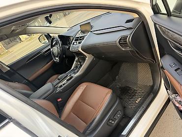 Lexus: Lexus NX: 2017 г., Бензин, Кроссовер — 17