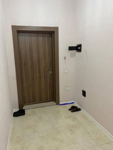 Uzunmüddətli kirayə mənzillər: Sumqayitda baxca seherde 11 mertebeli binanın 11-ci mərtəbəsində — 8