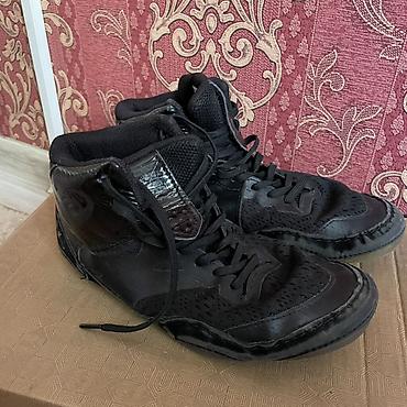clarks обувь: Мужские кроссовки, 35.5, Asics, Б/у, цвет - Черный, Самовывоз — 1