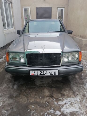 пссат б4: Mercedes-Benz W124: 1988 г., 2.3 л, Механика, Газ, Седан