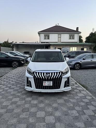 высокая крыша: Buick GL8: 2020 г., 2 л, Автомат, Бензин, Минивэн — 1