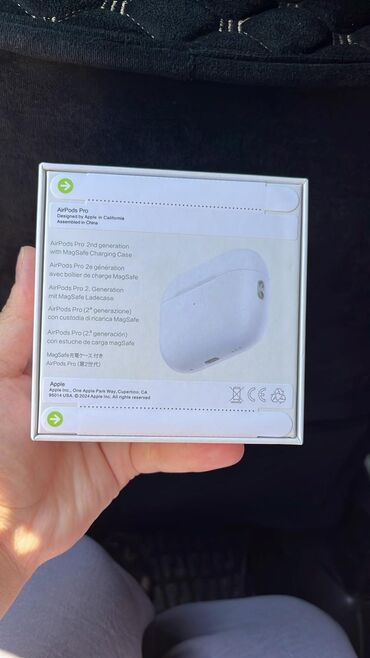 bulutuz nausnik: AirPods Pro (2nd generation) Salam yenidir karopkası heç açılmıyıb