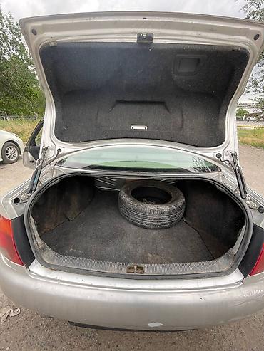 ауди с4 багажник: Audi A4: 1995 г., 2.6 л, Механика, Бензин, Седан — 10