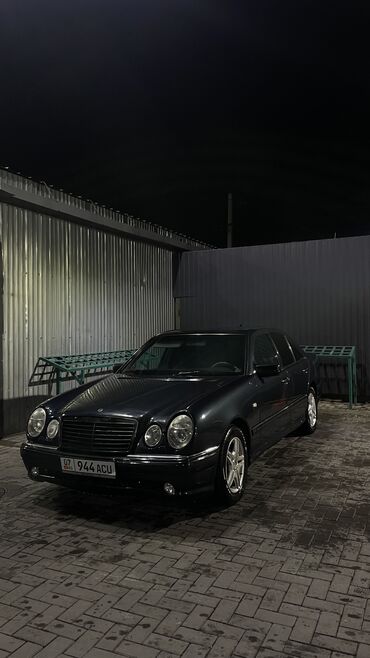 лабой мерс: Mercedes-Benz E-Class: 1997 г., 3.2 л, Автомат, Бензин, Седан