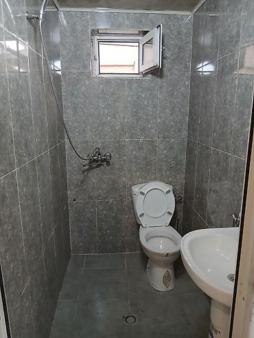 Otaqlar: Bir otaqlı kiçik ev/otaq icarəyə təqdim olunur. Xüsusiyyətlər: - — 6