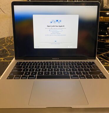 apple whatc: İşlənmiş Apple MacBook, 13.3 ", Apple M1 Pro, 128 GB, Pulsuz çatdırılma