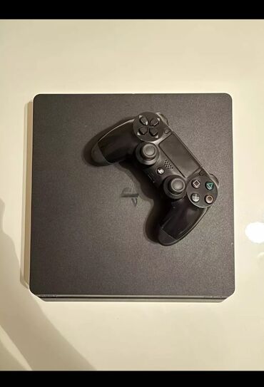 PS4 (Sony Playstation 4): PlayStation 4 Slim 500 GB yadaş içnde pes 21 fc24 oyun var