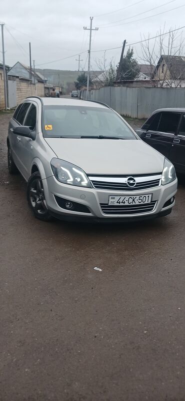 opel masin: Opel Astra: 0.3 l | 2007 il 203239 km Universal