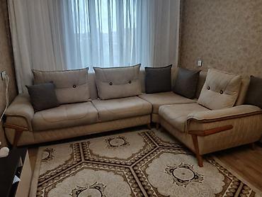 Künc divan satılır ela vəziyyətdədir Qiymət 500 AZN ölçü 3*2metr