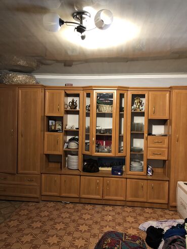 настенные часы: Шифоньер, Колдонулган, Түз, түсү - Ток сары, Жыгач