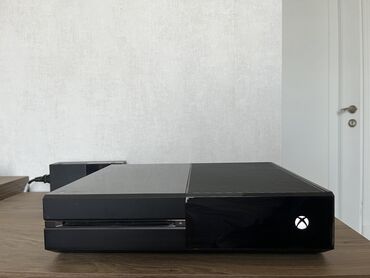 alcatel one touch 910: Xbox ONE в идеальном состоянии, джойстик в комплекте