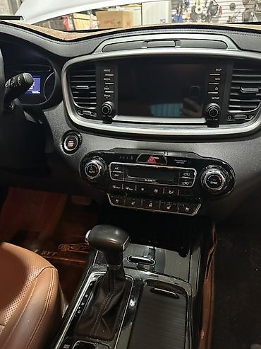 Kia: Kia Sorento: 2018 г., 2.2 л, Автомат, Дизель, Кроссовер at lalafo.kg — 26 Kia: Kia Sorento: 2018 г., 2.2 л, Автомат, Дизель, Кроссовер — 26