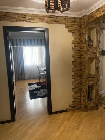 Uzunmüddətli kirayə mənzillər: Yasamal rayonu, Mətbuat prospekti, BDU-nun yaxınlığında, 9 mərtəbəli — 13