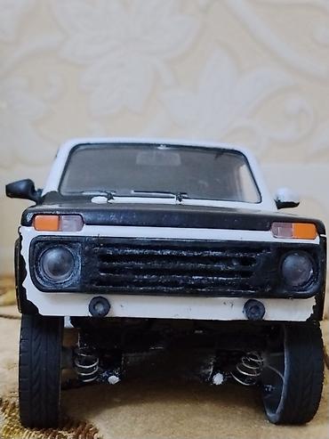 varli ata kasib ata: Maket avtomobil – Lada Niva (1:24 ölçülü) barter var real alıcıya cüzi — 10