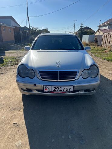 срочно продам авто в связи с переездом: Mercedes-Benz C-Class: 2001 г., 0.2 - engine capacity л, Механика, Бензин, Универсал