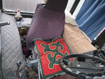 Тракторы МТЗ (Беларус): Модель: 82, Б/у, 1992 г., С пресс-подборщиком — 14