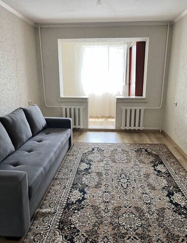 Долгосрочная аренда квартир: 1 комната, Риэлтор, Без подселения, С мебелью частично