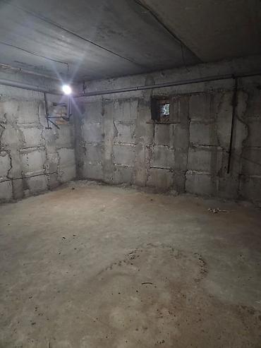 Коммерческая недвижимость: Продажа офисов 150 м², Без ремонта, Многоэтажное здание, Цокольный этаж этаж — 5