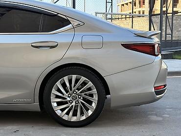 Lexus: Lexus ES: 2019 г., 2.5 л, Вариатор, Гибрид, Седан — 6