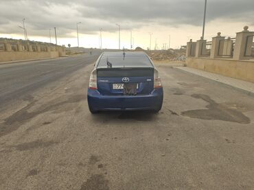 2 2 mator: Toyota Prius: 1.8 l | 2010 il Hetçbek