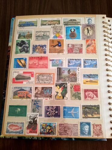 Numizmatika i filatelija: Album velikog formata sa više od 1000 maraka i nekoliko blokova — 8