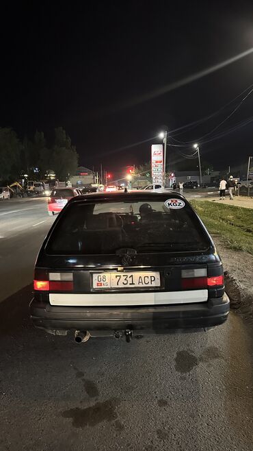 Volkswagen: Volkswagen Passat Variant: 1990 г., 1.8 л, Механика, Бензин, Универсал — 5