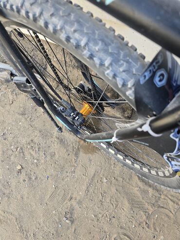 İncəsənət və kolleksiyalar: MTB disk əyləc sistemi və arxa təkər komplekti - Hidravlik disk