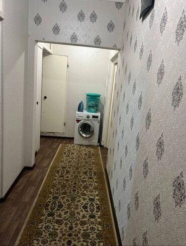 3 комнатная квартира 104 серии бишкек: 2 комнаты, 58 м², 106 серия, 2 этаж, Евроремонт
