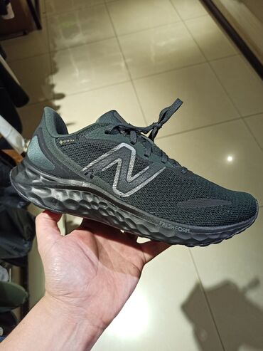 кроссовки 40: Оригинальные кроссовки New Balance размер 40.5 водонепроницаемые с