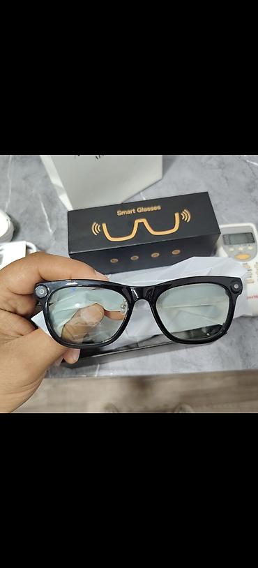 Eynəklər: İstifadə olunmayib 200 azn alunib. Smart eynək – Bluetooth — 1