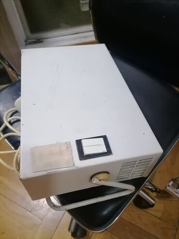 Kaloriferi: Grejalica duvaljka 2000 w ispravna Ei Niš Jugoslavija. Ima kabla oko na lalafo.rs — 12 Kaloriferi: Grejalica duvaljka 2000 w ispravna Ei Niš Jugoslavija. Ima kabla oko — 12