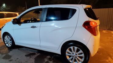 Chevrolet: Chevrolet Spark: 2017 г., 0.1 л, Вариатор, Бензин, Хэтчбэк — 3