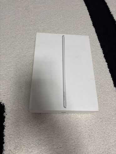 Планшеты: Планшет, Apple, память 64 ГБ, 10" - 11", Wi-Fi, Б/у, Классический цвет - Серый