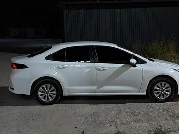 Toyota: Toyota Corolla: 2019 г., 1.2 л, Вариатор, Бензин, Седан — 2