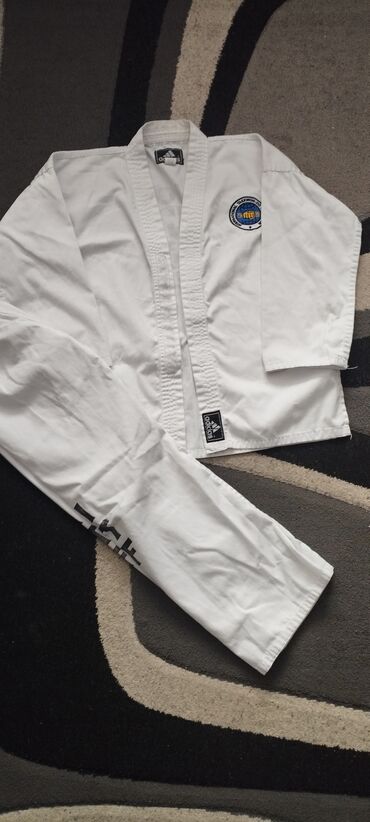 футболки белые: Продаю форму на таэквондо на рост 160 см