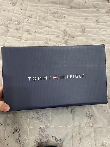 bos qutu satisi: Tomm Hilfiger brendinə məxsus orijinal ayaqqabı/ qutusu — 1