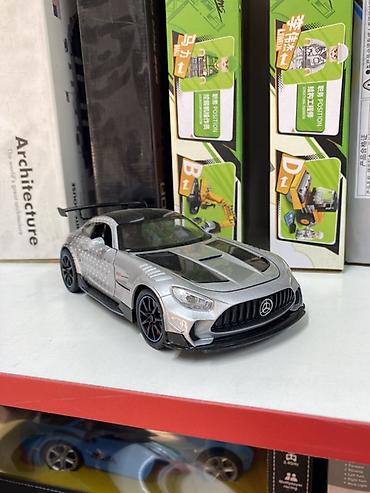 часы мерседес: Коллекционная модель спортивного автомобиля в стиле Mercedes-AMG GT — 1