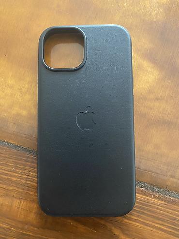 İphone 13 üçün olan case dir. Yenidir işlənməyib, cızığı və zədəsi