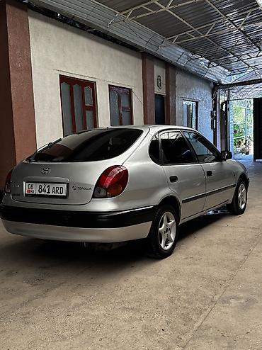 тесла модел 3: Toyota Corolla: 1999 г., 1.4 л, Механика, Бензин, Хэтчбэк — 1