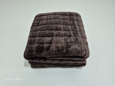 Prekrivači za nameštaj: Neklizajući, Višenamenski — 4