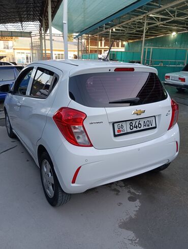 сколько стоит электро машина: Chevrolet Spark: 2016 г., 1 л, Автомат, Бензин, Хэтчбэк