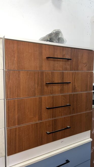 Комоды для одежды: Комоды для одежды — 6