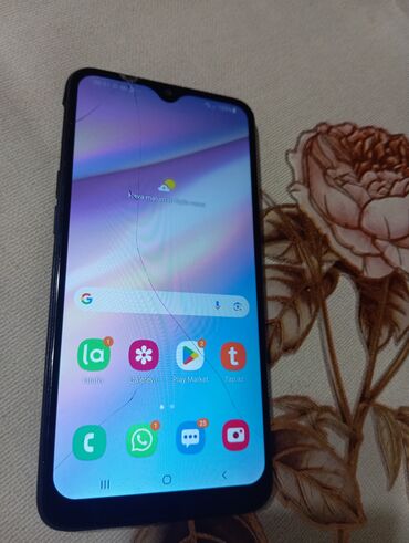 samsung not8: Samsung A10e, Barmaq izi