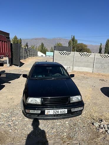 hyundai porter 1: Volkswagen Vento: 1996 г., 1.8 л, Механика, Бензин, Седан — 4