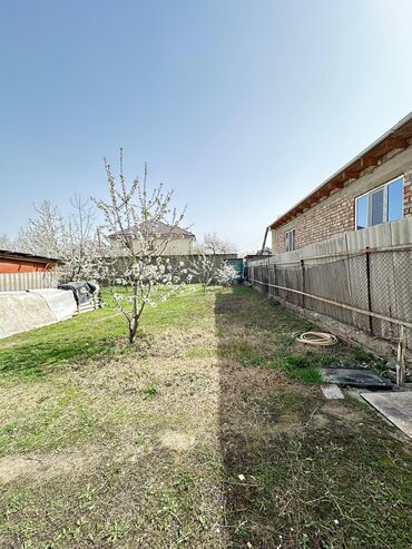 Продажа участков: 4 соток, Для строительства, Договор купли-продажи, Красная книга