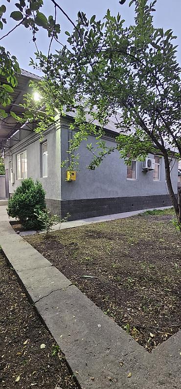 Продаётся добротный кирпичный дом 60 кв.м на участке 3сотки в районе