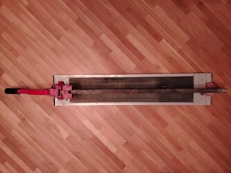 Darvazalar və aksesuarlar: İşlənmiş Əl ilə çalışan Kafel kəsən stanok, 800 mm, Zəmanətsiz